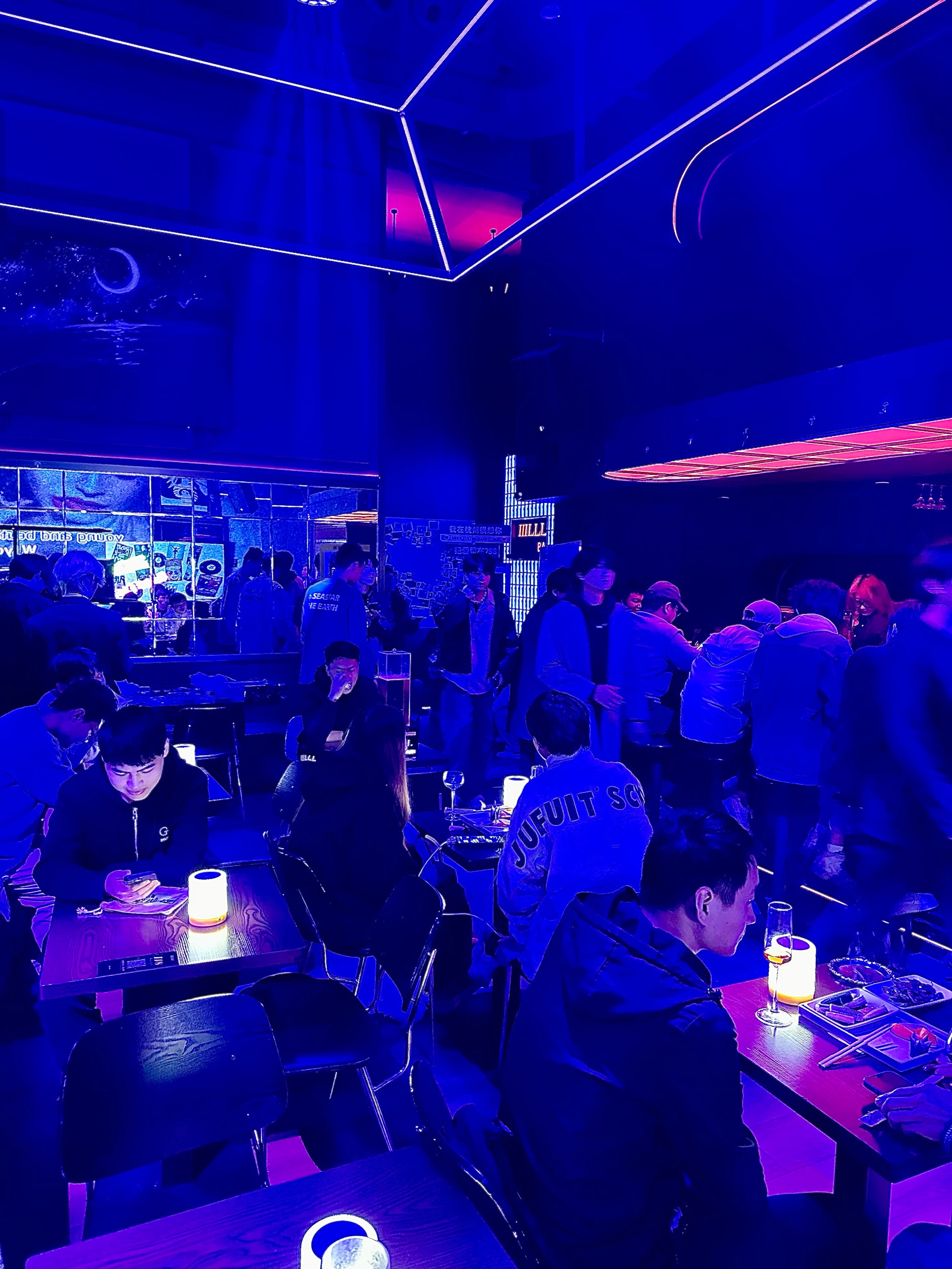 了解吕梁商务ktv的意义-交口县ktv预定